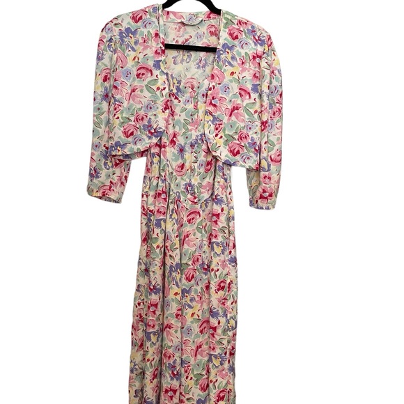 Dress - Picture 1 of 1